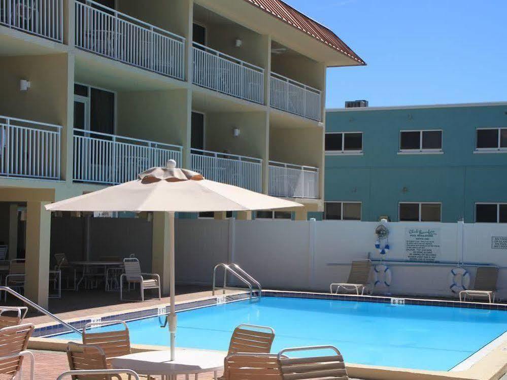 Club Bamboo South - Bradenton Beach Exterior photo